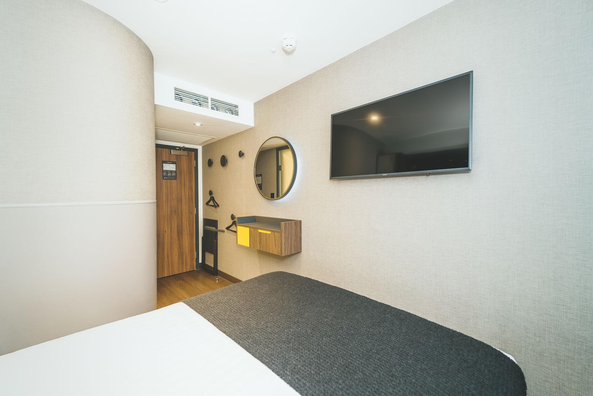 Point A Liverpool Street 3* Londra